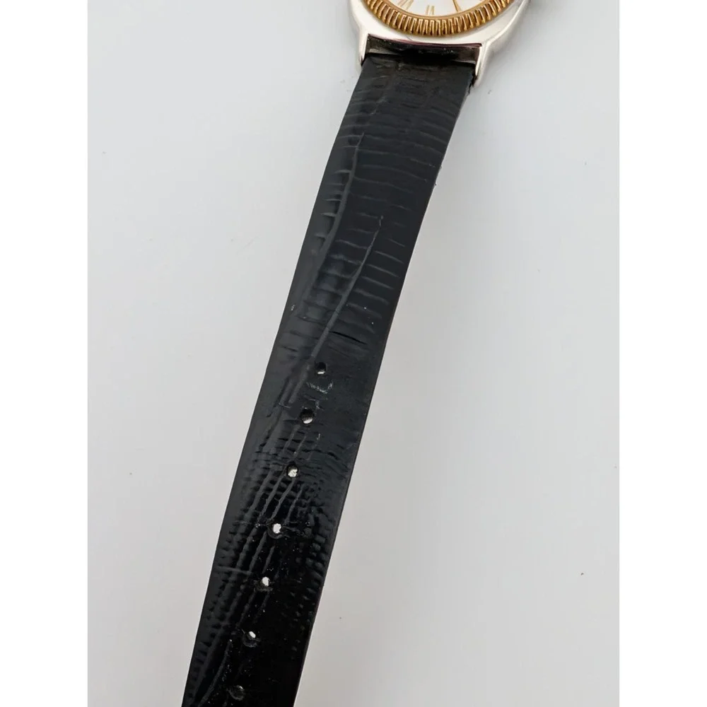 Vintage Cherokee Watch Women‎ 23mm Silver Case Black Leather Band- New Battery